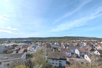 Sofort freie Penthouse Wohnung mit großartigem Ausblick!