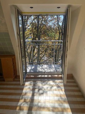 Gepflegte 4-Zimmer Dachgeschosswohnung in Pirmasens-Stadtmitte