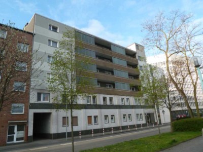 Gepflegte 3-Zimmer Wohnung mit Balkon u. Aufzug im Marienviertel
