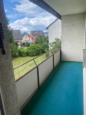 Gemütliche 3,0 Zimmer Wohnung mit Einbauküche und Balkon