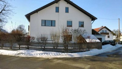 Geräumige, helle Doppelhaushälfte