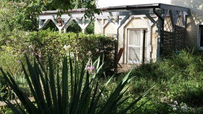 ### RUHE UND FRISCHLUFT - EINFAMILIENHAUS DIREKT AM WALDRAND AUF ÜBER 650 QM GRUND ###