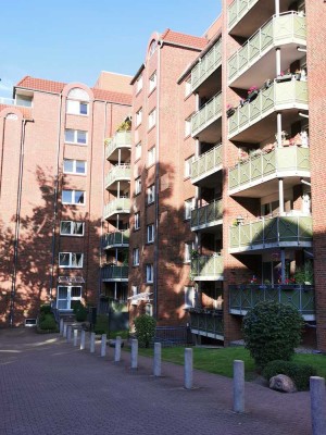 Renovierte 2-Zimmer-Wohnung mit Balkon u. Stellplatz in Buxtehude