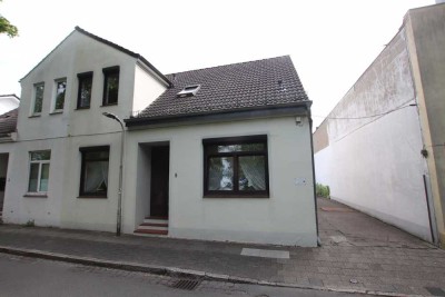 Dachgeschosswohnung in Hemelingen