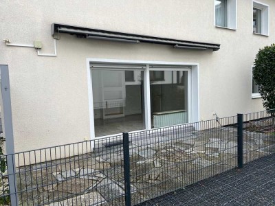 Geschmackvolle 3-Raum-Terrassenwohnung mit Einbauküche in Wiesbaden