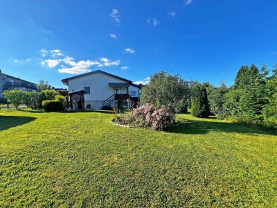Attraktives Einfamilienhaus - ruhig, gepflegt und mit großem Garten - ideal für Familien!
