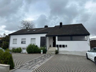 Mehrfamilienhaus am Ortsrand mit Anlagepotenzial!