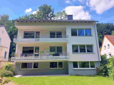 4-Zimmer-Wohnung mit Balkon, Garten, Garage