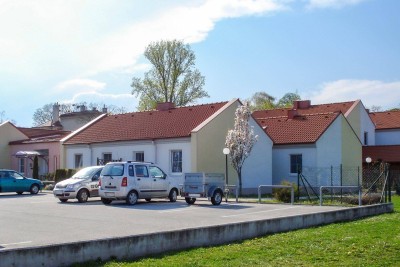 BETREUTES WOHNEN: Zentral gelegene Seniorenwohnung mit Balkon