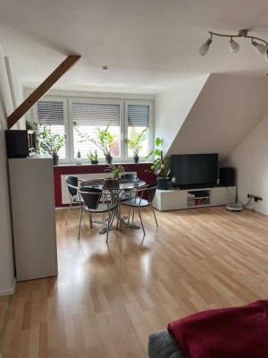 ++ 4,41% RENDITE! ++ Schöne, helle und gepflegte 2 ZKB-DG-Whg. in 68775 Ketsch zu verkaufen!