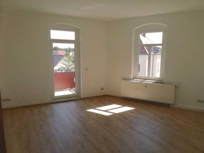 Ideal gelegen & gemütlich: Helle 1-Raum Wohnung 2.OG mit Balkon