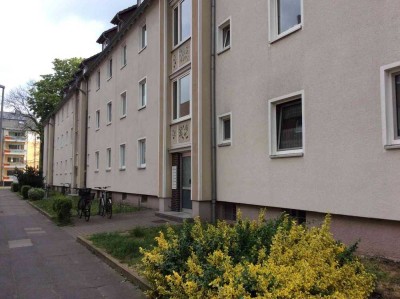 Reinkommen und Wohlfühlen: günstige modernisierte 2-Zimmer-Wohnung