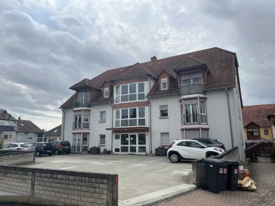 Seniorengerechte 2 ZKB Wohnung mit Aufzug und Tiefgarage, Keller
