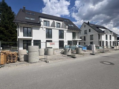 Dachgeschosswohnung über 2 Etagen, ausgebautes Speichergeschoss, Terrasse und Balkon