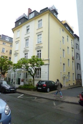 Erstkl. sanierte 2-Zimmer -Altbauwohnung i. Frankfurter Nordend
