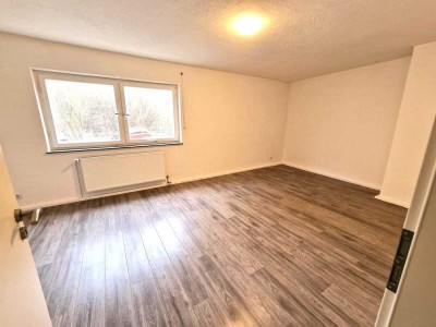 Neu renovierte 3-Zimmer-Wohnung im Erdgeschoss