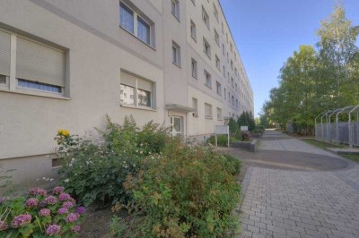 3-Raum-Wohnung mit Wanne, Balkon *frisch saniert*