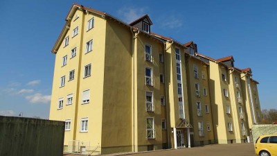 Geräumige Erdgeschosswohnung in kürze verfügbar!