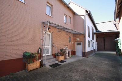 ***Ein Hof mit Geschichte * Ein Haus mit Charakter * Ein Ort mit Seele! In Hünstetten-Beuerbach