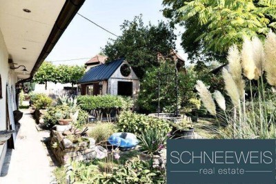 EFERDING-PUPPING: Ihre zukünftige Wohlfühloase mit Charme und Stil! Einzigartiges Landhaus mit Naturpool, Wintergarten, Gartenidylle und noch vieles mehr…