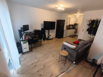 Renovierte 2-Zimmer-Terrassenwohnung in Troisdorf mit Balkon