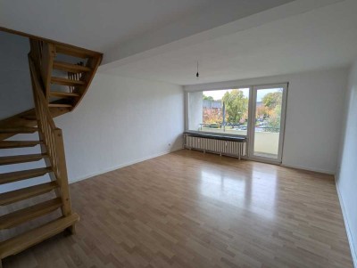 Schöne helle Maisonette Wohnung