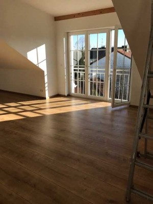 Wunderschöne helle Dachgeschosswohnung