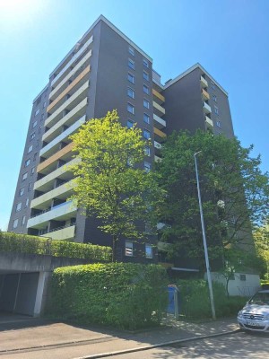 Großzügige 4-Zimmer-Wohnung mit Blick auf die Achalm