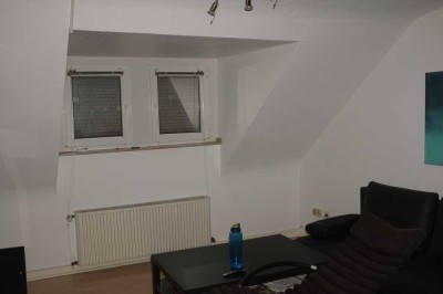 Attraktive 2-Zimmer-DG-Wohnung in Aachen, Nähe Frankenberger Viertel