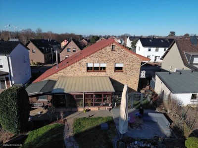 100% bezugsfrei! EFH mit ELW/ Mehrgenerationen Haus. Freistehend, Provisionsfrei