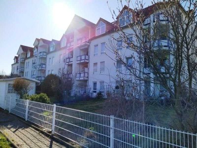Charmante 3-Raum-Maisonette-Wohnung mit Balkon im Dachgeschoss