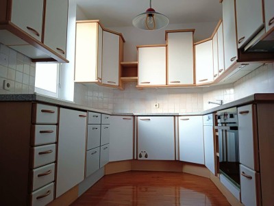 TOP Gelegenheit SONNIGE 2 ZIMMERWOHNUNG HELL ZENTRAL MIT BALKON IN St. PETER!