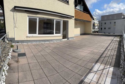 Tolle Wohnung mit Penthouse-Charakter sucht Bewohner