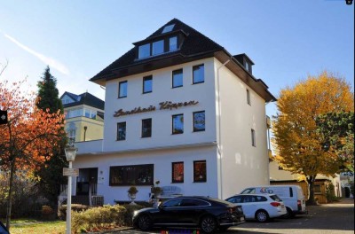 Stilvolle 2-Raum-DG Maisonette-Wohnung möbliert mit Meerblickchen