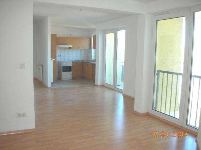 Moderne 3 Zimmer Eigentumswohnung - DG - in schöner Lage von Stralsund Knieper - bezugsfrei -