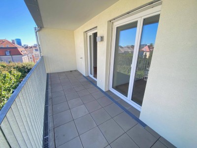 NEUWERTIGE 2 ZIMMERWOHNUNG MIT BALKON UND TG-STELLPLATZ