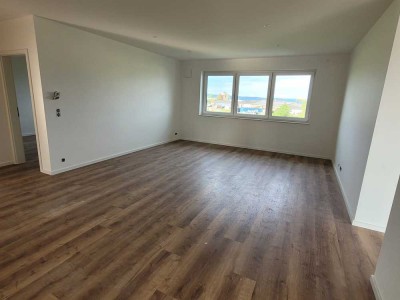 Erstbezug mit Dachterrasse: Freundliche 4,5-Raum-Wohnung mit gehobener Innenausstattung in Plaidt