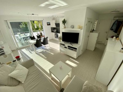 Lichtdurchflutete, teilmöblierte 2-Zi.-Whg. mit EBK, großem Balkon und TG-Stellplatz in Remseck