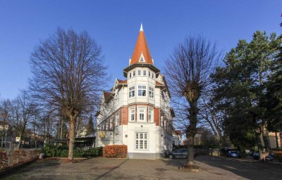 *Wohnen am Volkspark* 3-Zimmer-Altbauwohnung im ‘Tannenhof‘