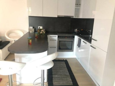 SCHÖNBRUNN- / U4-NÄHE