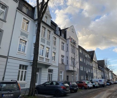 Charmante Altbauwohnung in Düsseldorf-Oberkassel