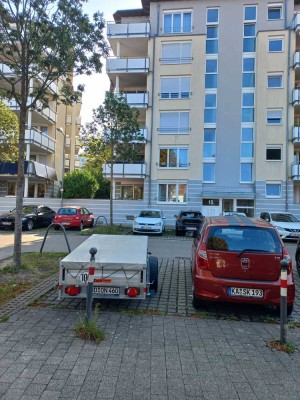 2-Zimmer-Wohnung mit Balkon im 3. OG in Karlsruhe Südstadt