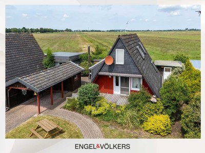 Gemütliches Nurdachhaus am Großen Meer – Eigentumsgrundstück mit Weitblick