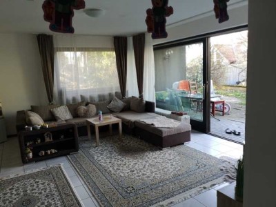 Ansprechende und gepflegte 2,5-Zimmer-Erdgeschosswohnung in Röttenbach