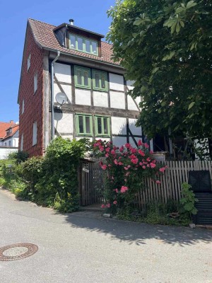 Seltene Gelegenheit zum Kauf! Fachwertraum im historischen Ortskern von Groß Lengden :-)