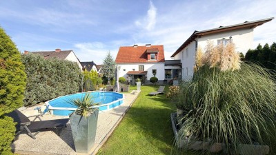 Einzigartige Kombination: Traumhaftes Einfamilienhaus mit Pool &amp; Garten sowie Zinshaus mit 4 Wohnungen