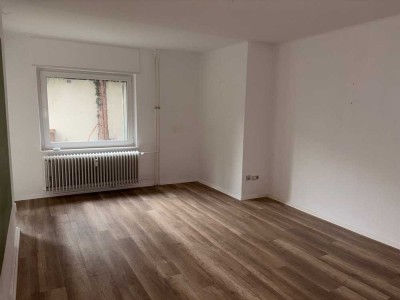 Zentral gelegen: 2-ZKB-Wohnung mit Balkon!