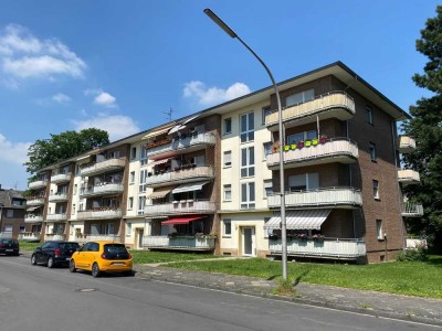 Gemütliche 2 Zimmer Wohnung mit 2 Balkonen