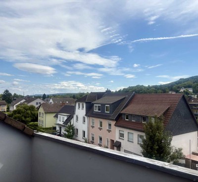 Charmante 2-Zimmer-Dachgeschoss-Wohnung mit Loggia in Remagen - ab September frei