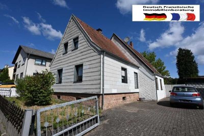 Einfamilienhaus in Sankt Ingbert  mit großem Grundstück